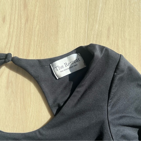 The Retreat Black Bodysuit - Picture 4 of 6